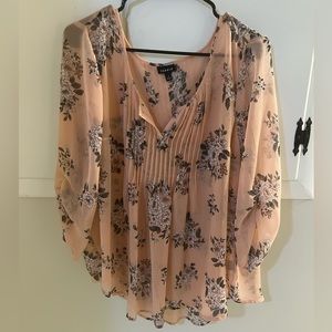 Torrid light pink/white floral sheer blouse - size 1 (1X)